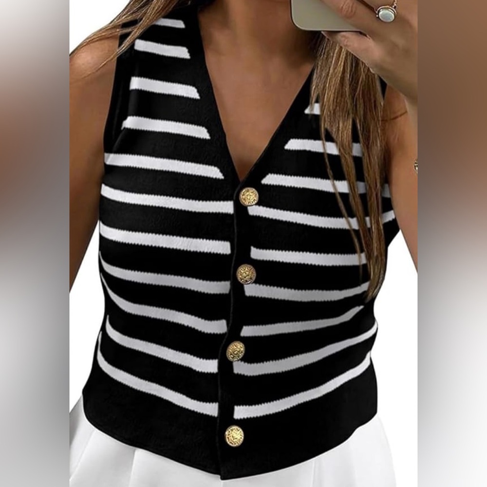 Black and White Striped Button-Up Vest size m cardigan